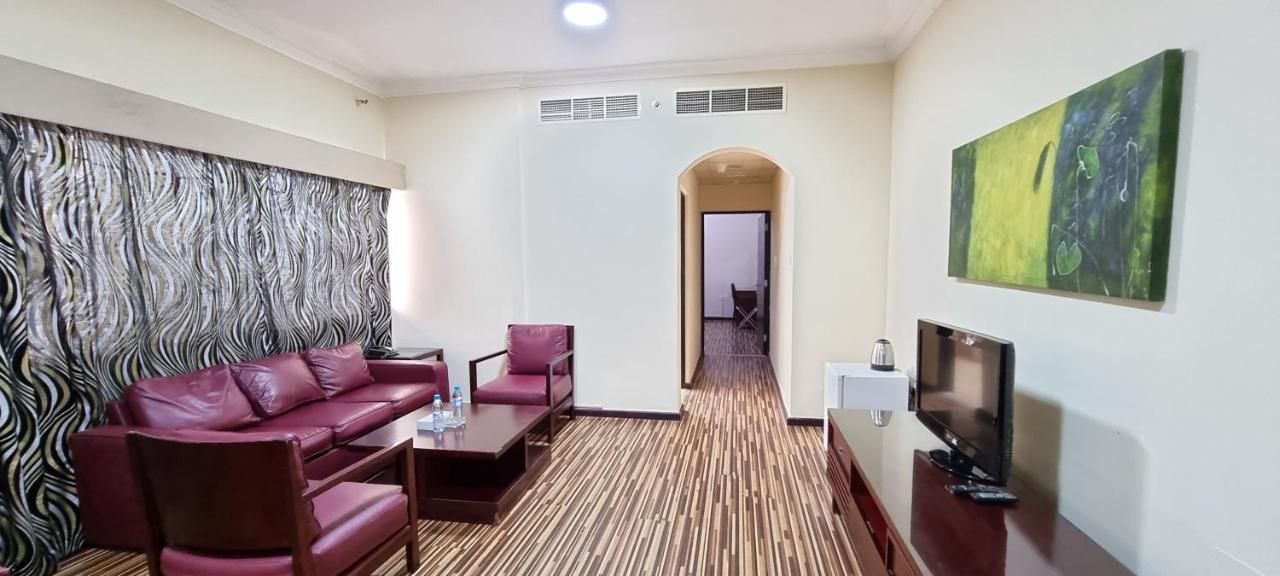 Grand Pj Hotel Ras al-Khaimah Bagian luar foto