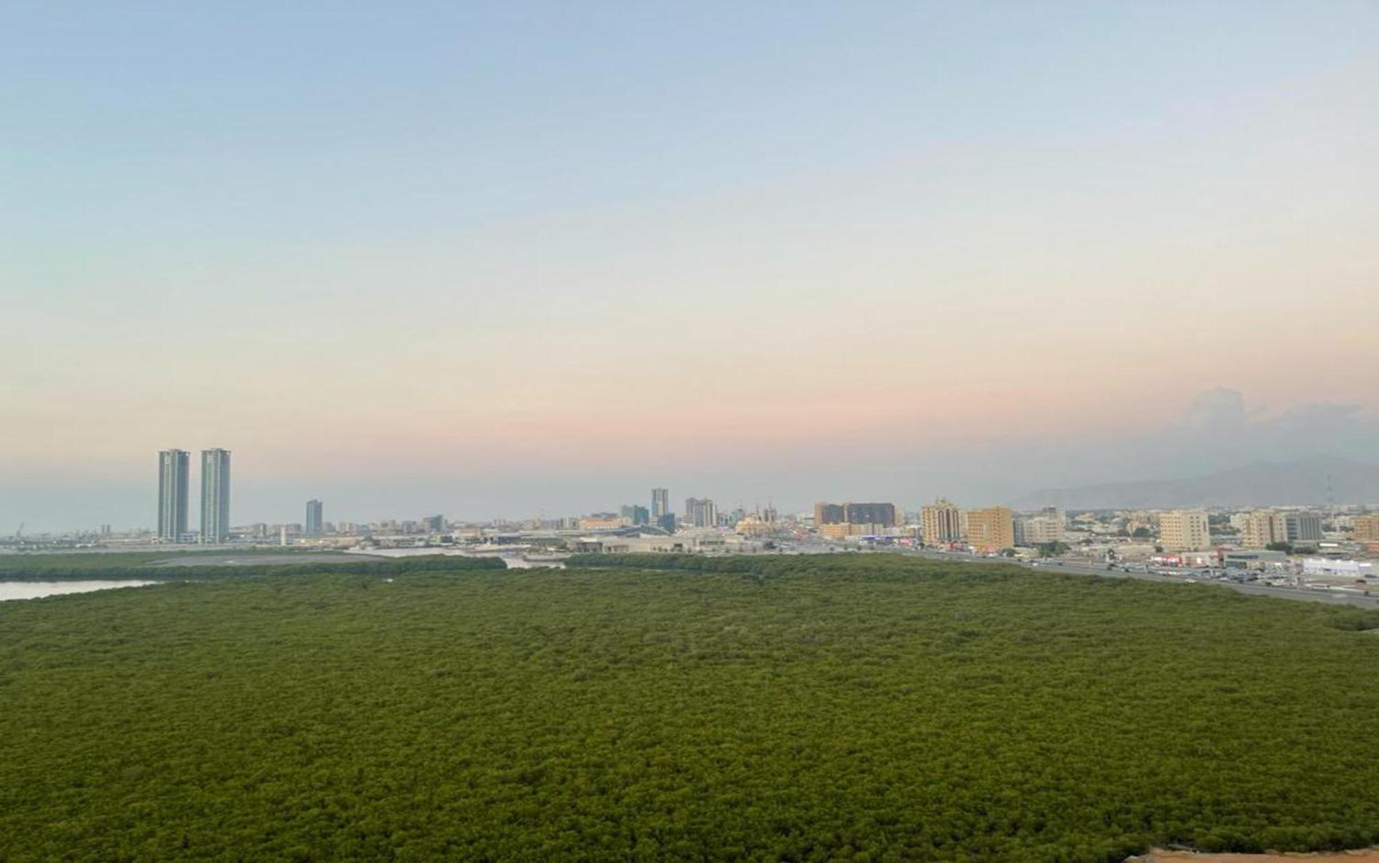 Grand Pj Hotel Ras al-Khaimah Bagian luar foto