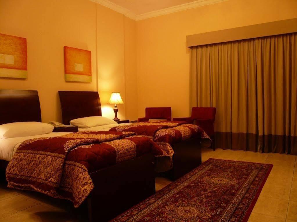 Grand Pj Hotel Ras al-Khaimah Bagian luar foto